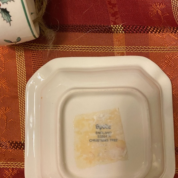 Spode Christmas Tree Ashtray - Picture 3 of 3